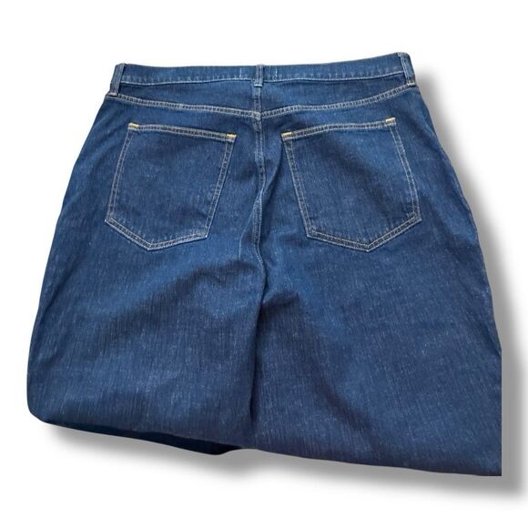 NWT Abercrombie & Fitch Jeans Slim Straight Ultra High Rise Women’s Sz 34 / 18R - Picture 15 of 16